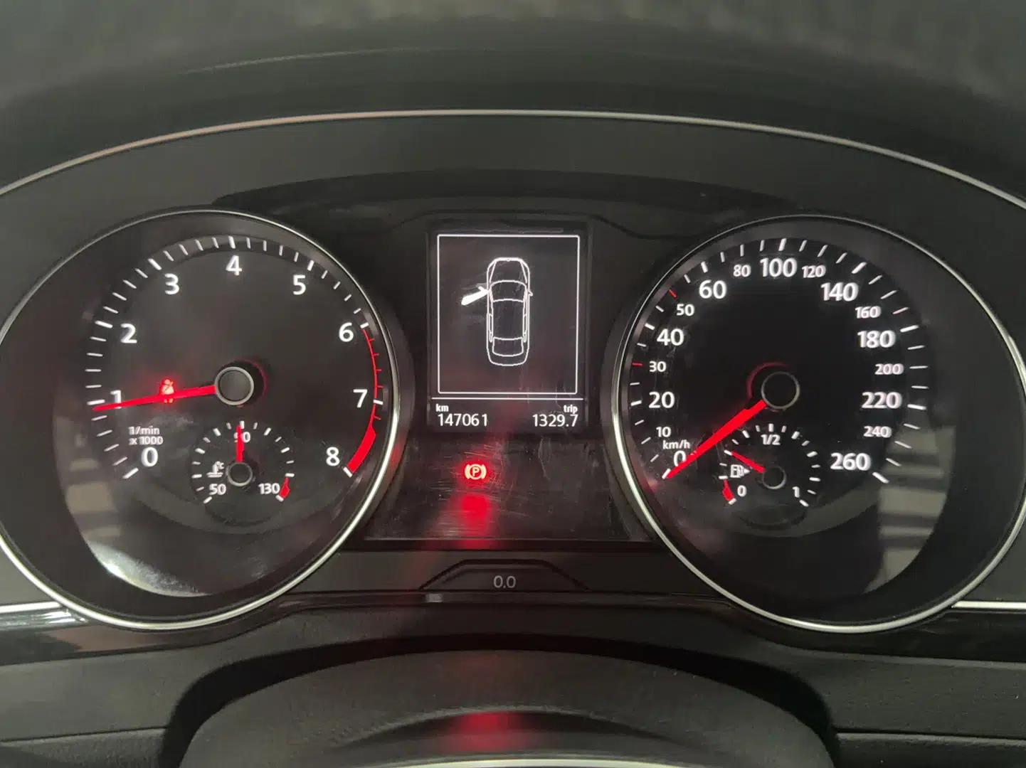 Volkswagen Magotan 2018 330TSI DSG Advanced Model — миниатюра 20