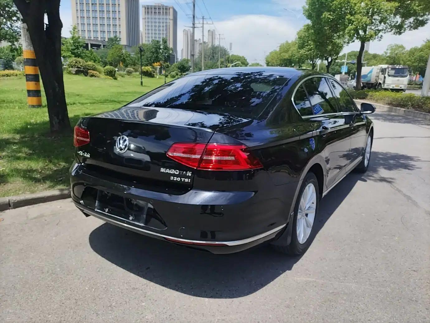 Volkswagen Magotan 2018 330TSI DSG Advanced Model — миниатюра 6