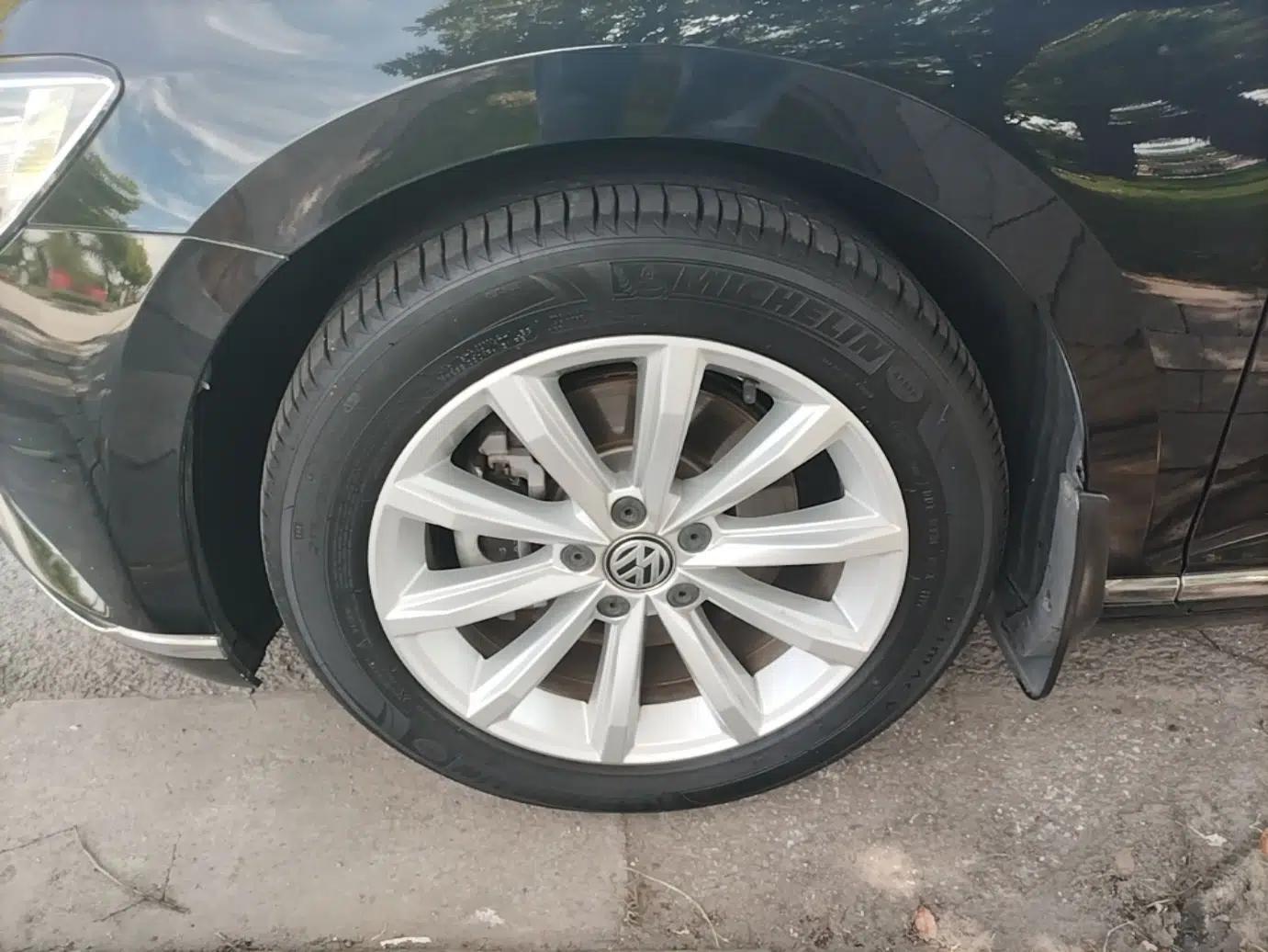 Volkswagen Magotan 2018 330TSI DSG Advanced Model — миниатюра 10