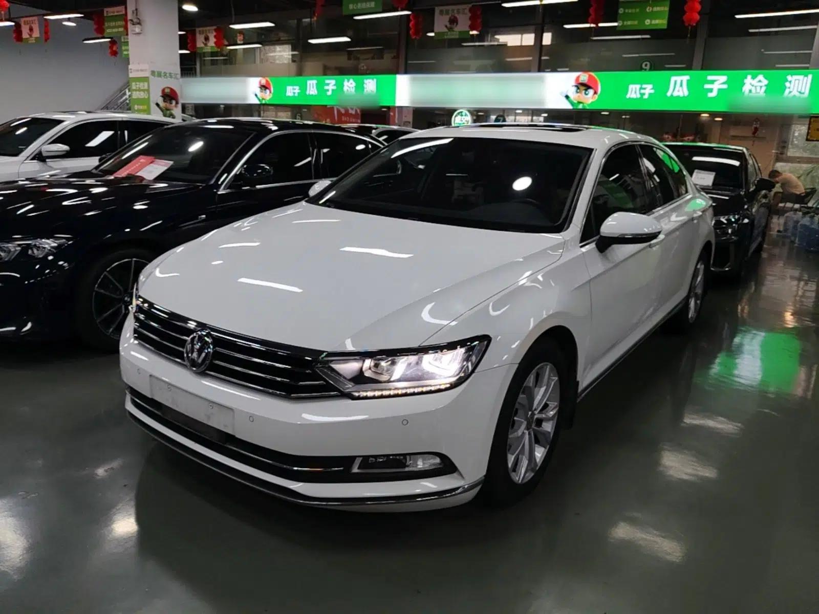 Volkswagen Magotan 2017 330TSI DSG Luxury Model — миниатюра 1