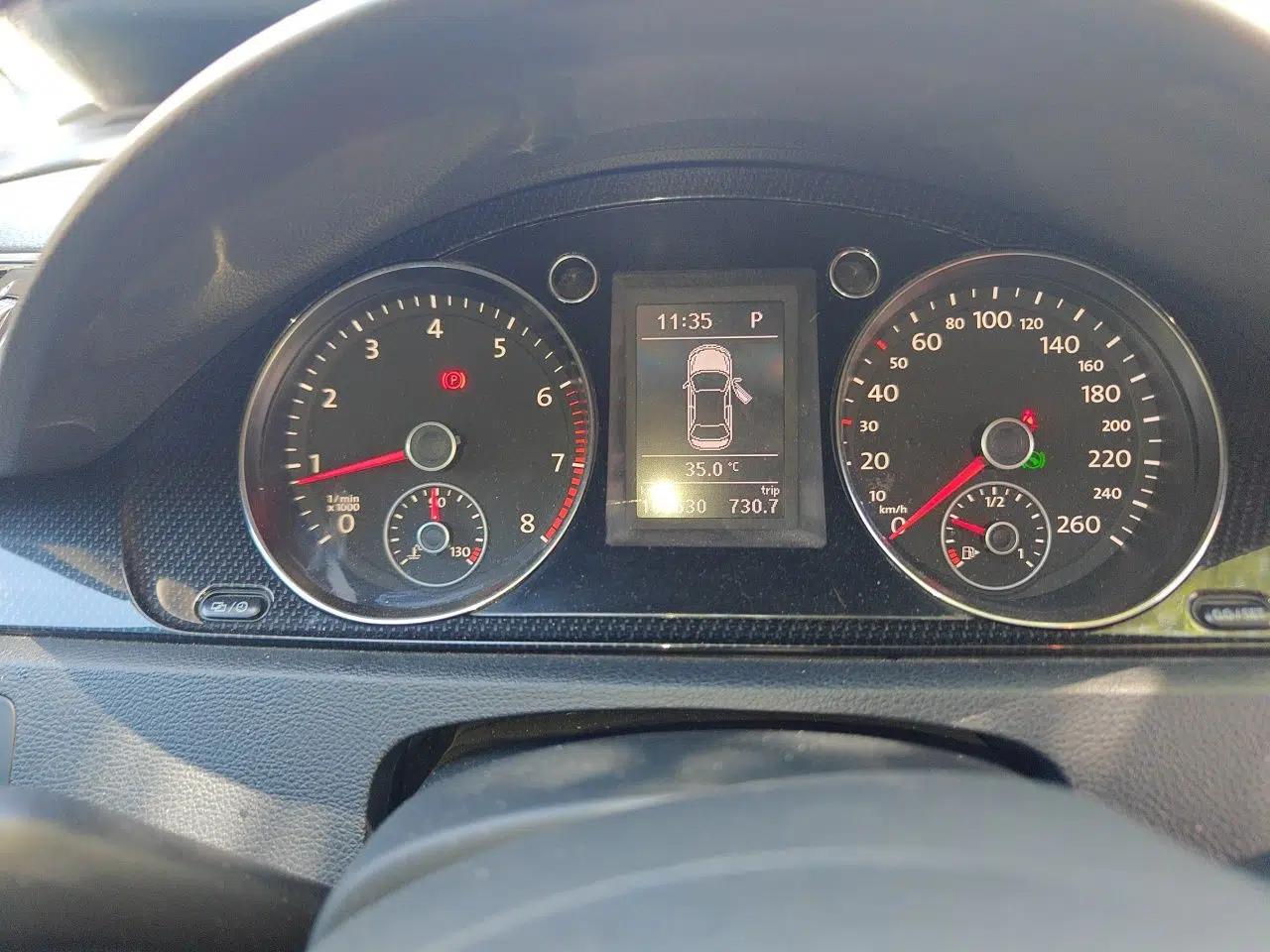 Volkswagen Magotan 2015 Facelift 1.8TSI Luxury Model — миниатюра 11