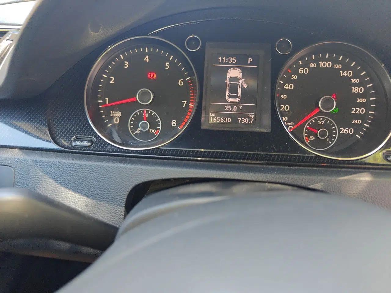 Volkswagen Magotan 2015 Facelift 1.8TSI Luxury Model — миниатюра 12