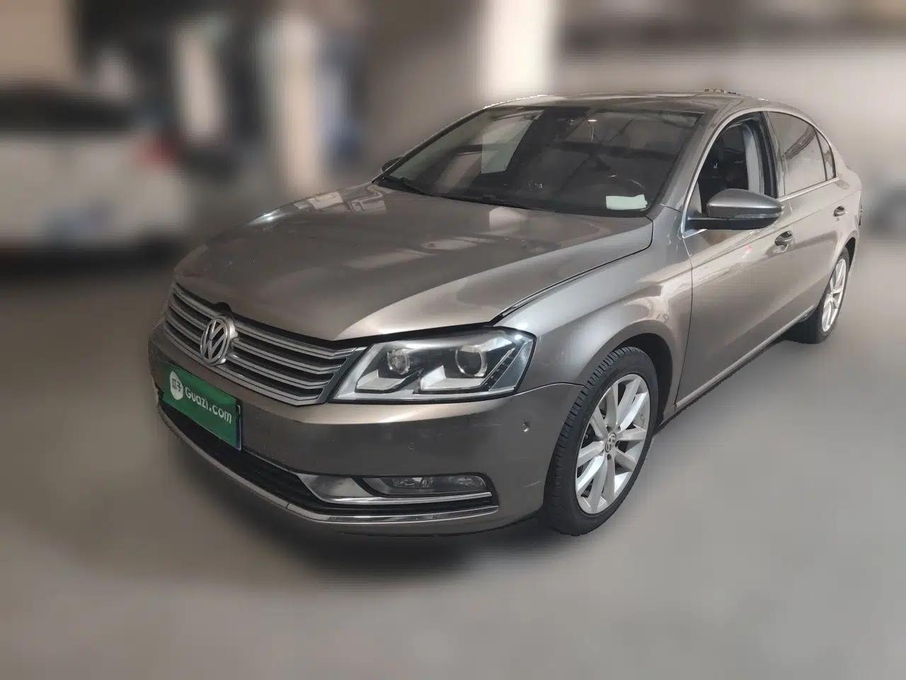 Volkswagen Magotan 2012 Facelift 1.8TSI Prestige Model — миниатюра 1