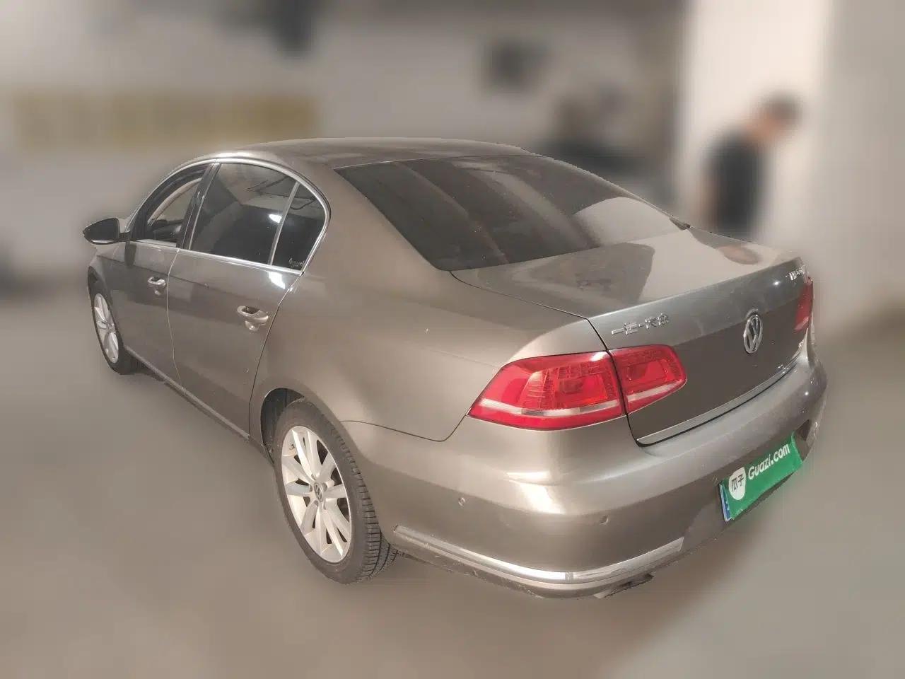 Volkswagen Magotan 2012 Facelift 1.8TSI Prestige Model — миниатюра 4