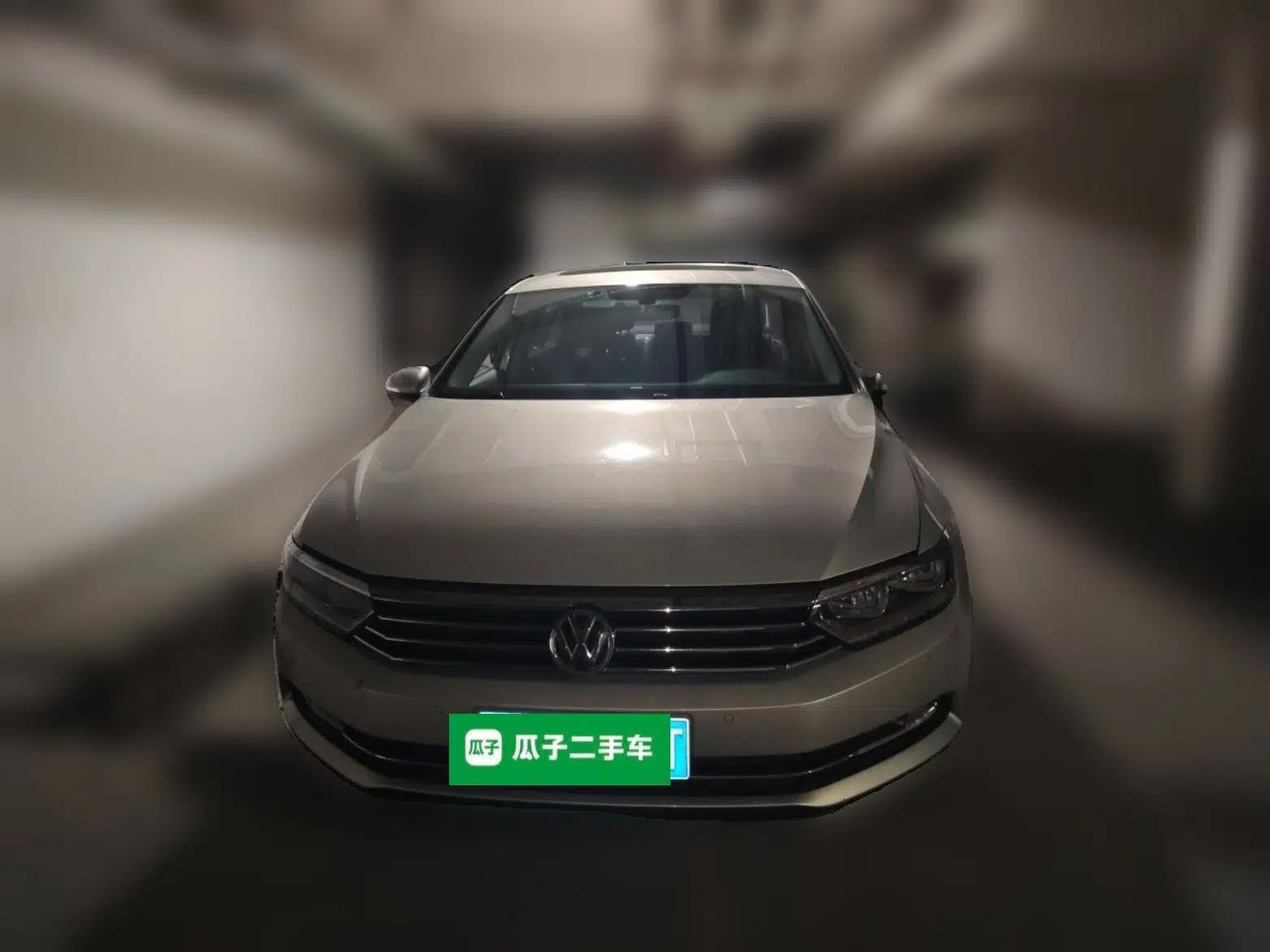 Volkswagen Magotan 2018 Facelift 330TSI DSG Luxury Model — миниатюра 2
