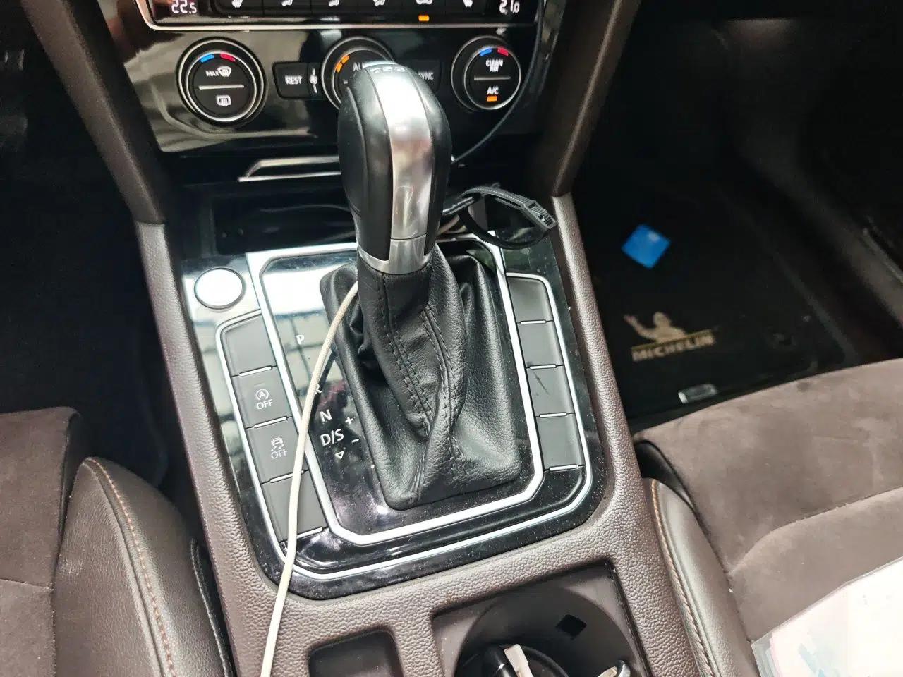 Volkswagen Magotan 2017 380TSI DSG Luxury Model — миниатюра 14