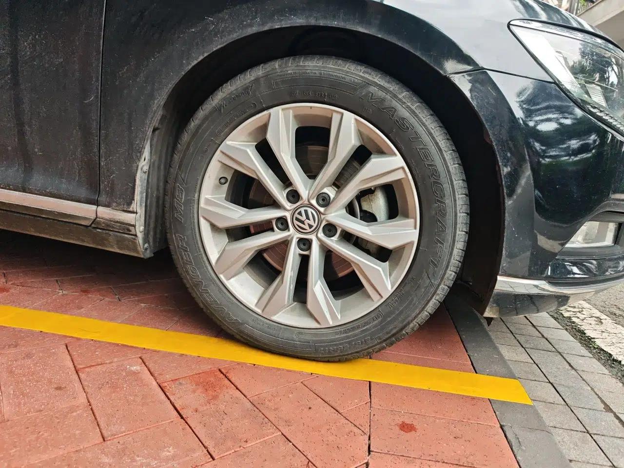 Volkswagen Magotan 2017 380TSI DSG Luxury Model — миниатюра 8