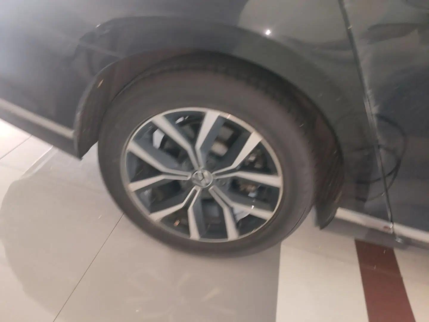 Volkswagen Magotan 2020 280TSI DSG Comfort Edition — миниатюра 11