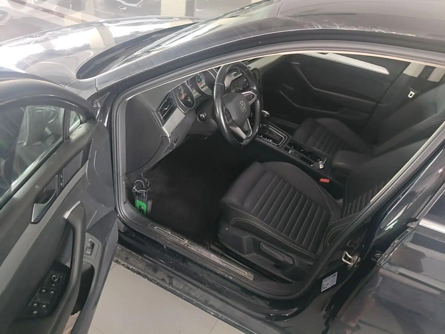 Volkswagen Magotan 2020 280TSI DSG Comfort Edition — миниатюра 18