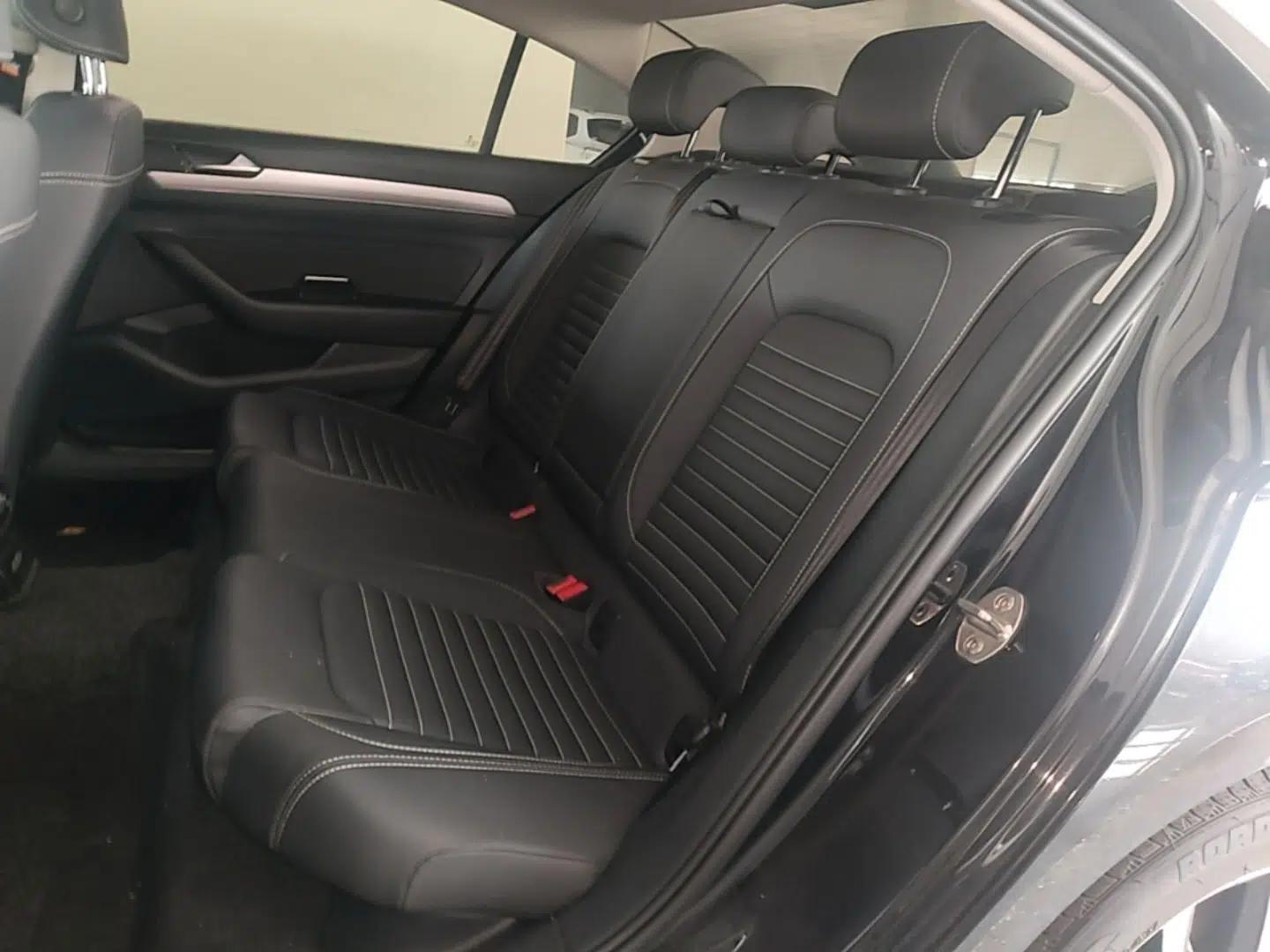 Volkswagen Magotan 2020 280TSI DSG Comfort Edition — миниатюра 20