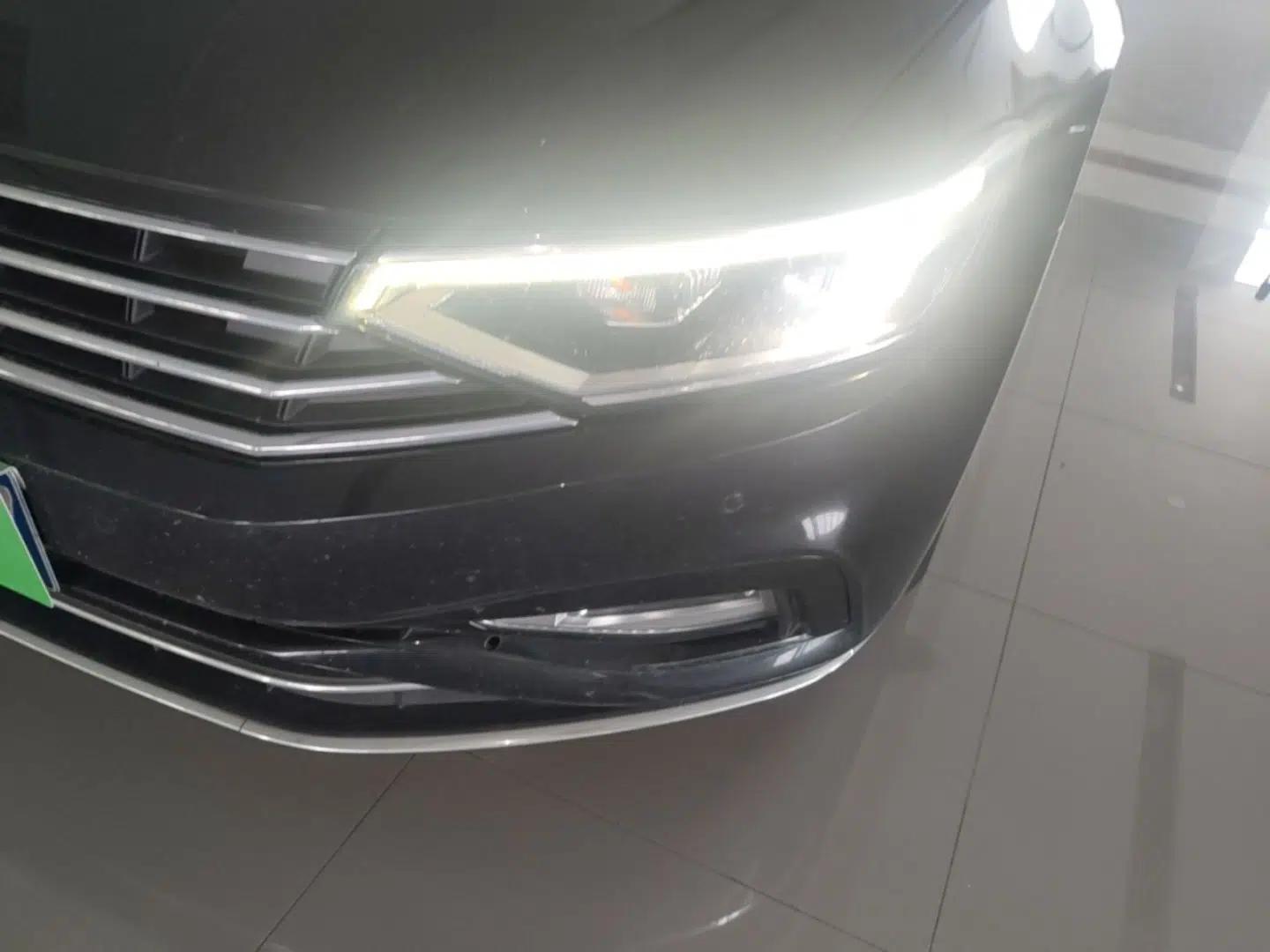 Volkswagen Magotan 2020 280TSI DSG Comfort Edition — миниатюра 8