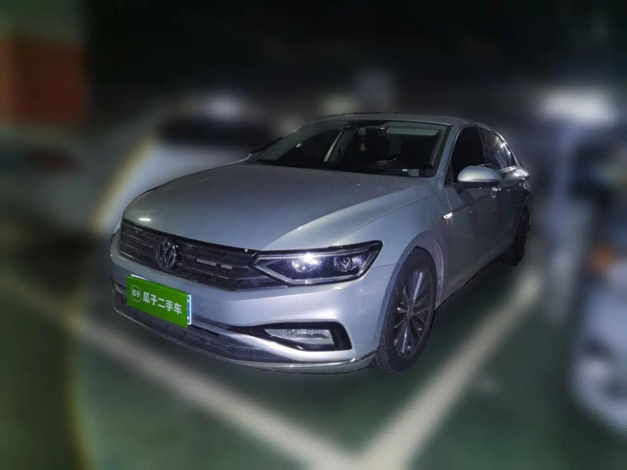 Volkswagen Magotan 2020 330TSI DSG Luxury Edition — миниатюра 1