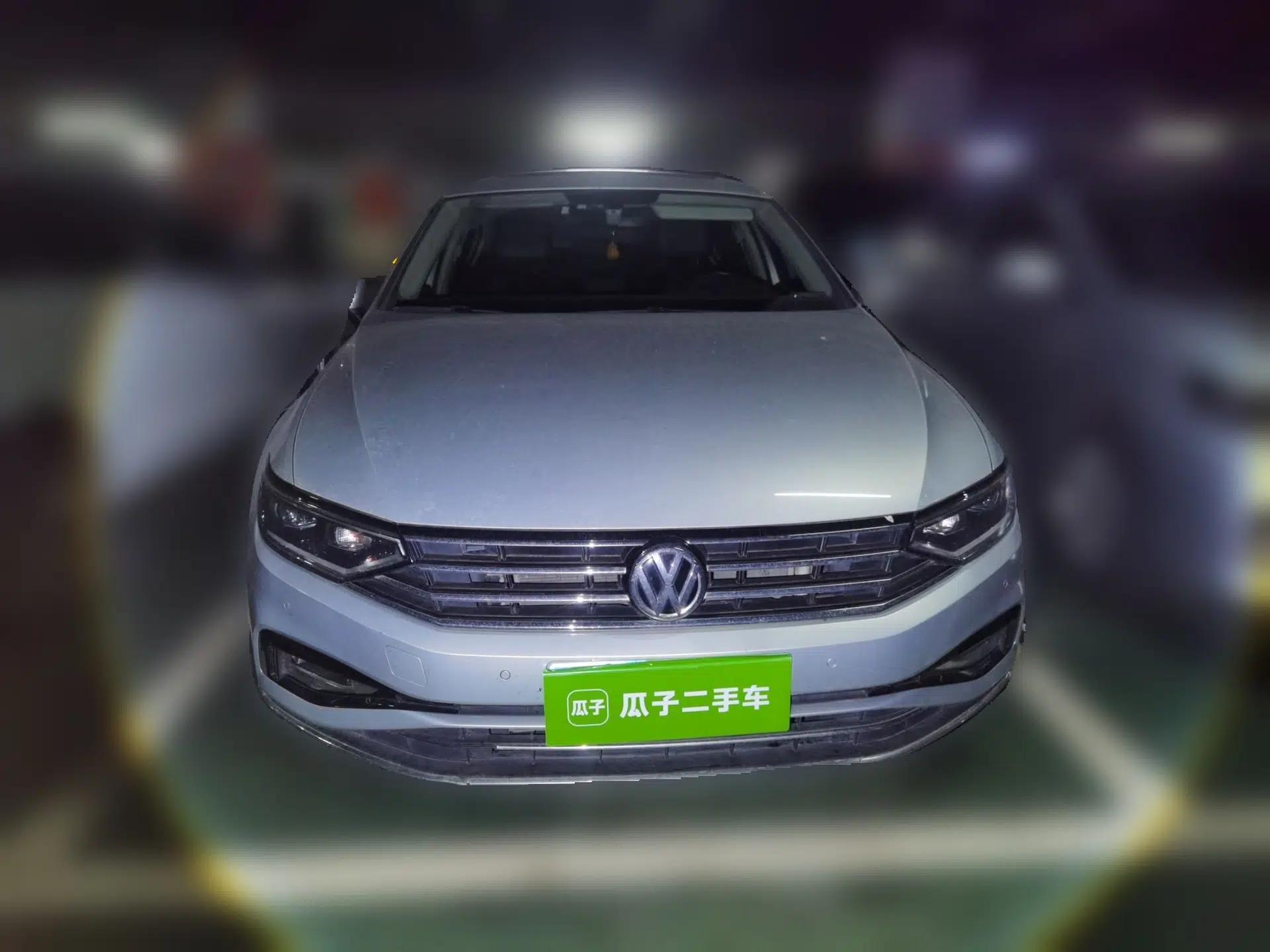 Volkswagen Magotan 2020 330TSI DSG Luxury Edition — миниатюра 2