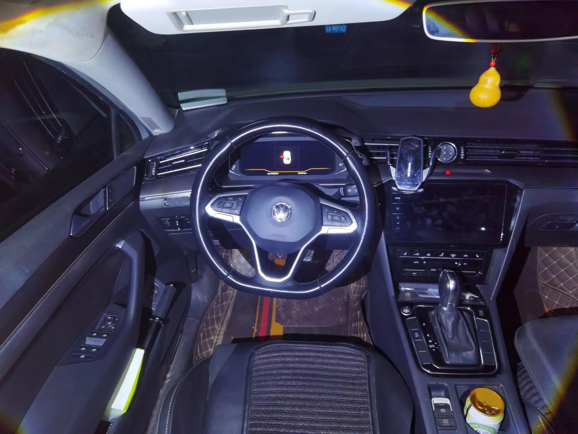 Volkswagen Magotan 2020 330TSI DSG Luxury Edition — миниатюра 9