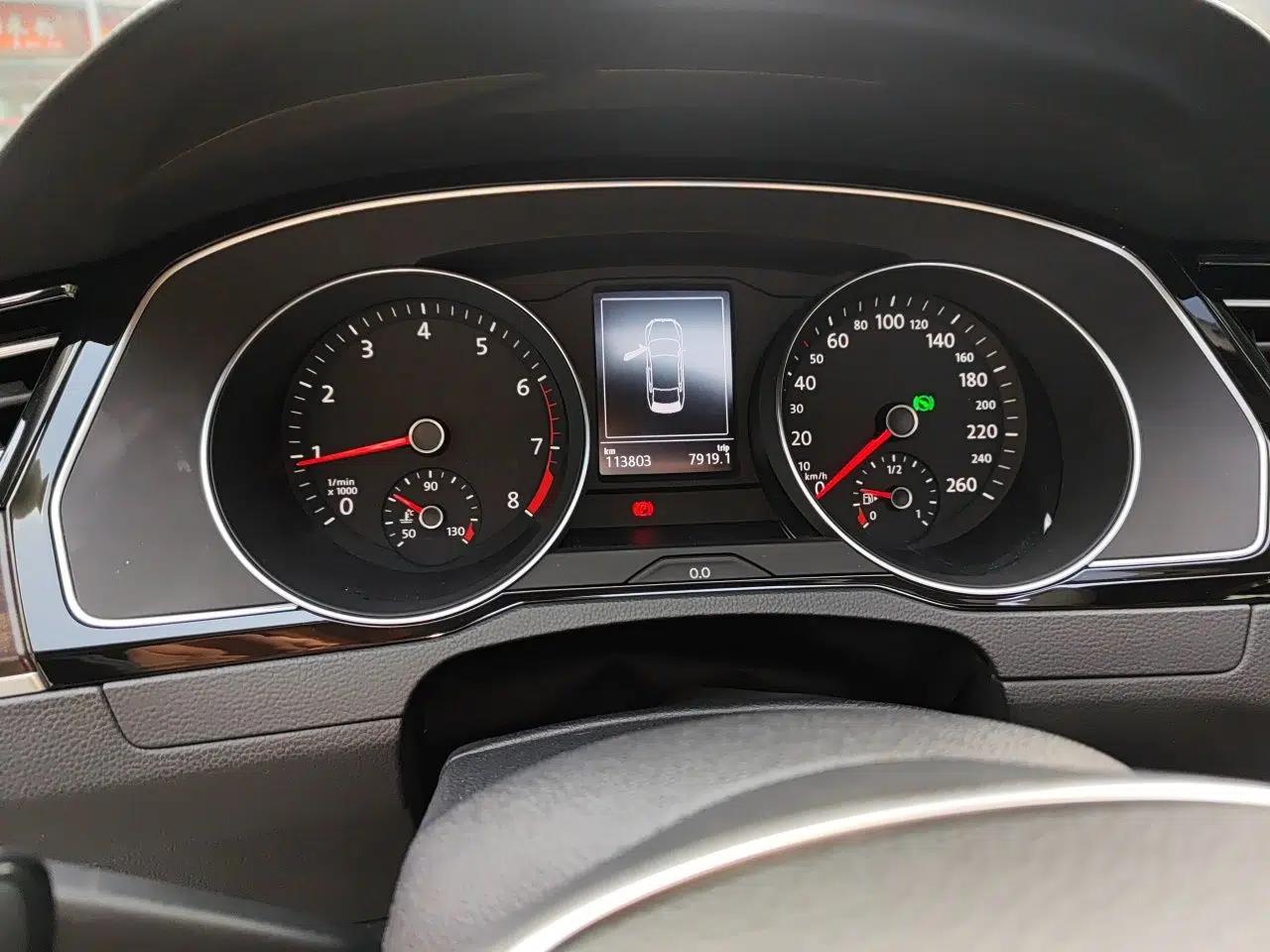 Volkswagen Magotan 2017 380TSI DSG Luxury Model — миниатюра 11