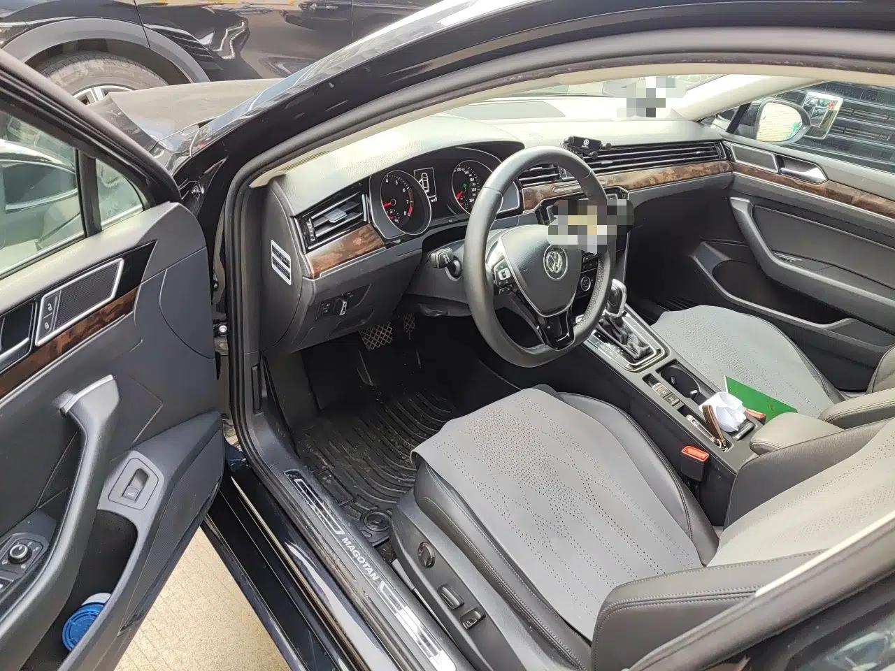 Volkswagen Magotan 2017 380TSI DSG Luxury Model — миниатюра 16