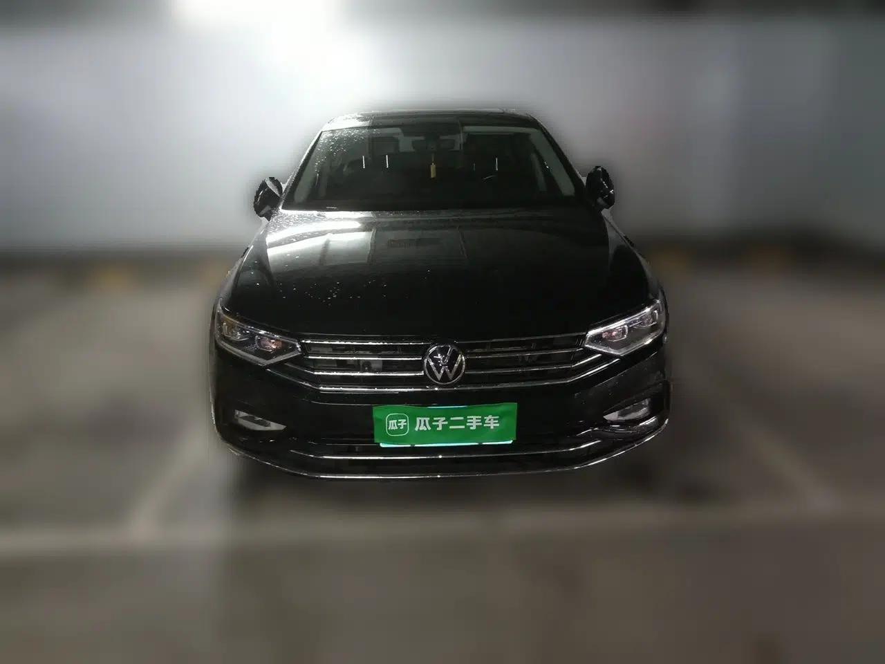 Volkswagen Magotan 2021 330TSI DSG 30th Anniversary Edition — миниатюра 2