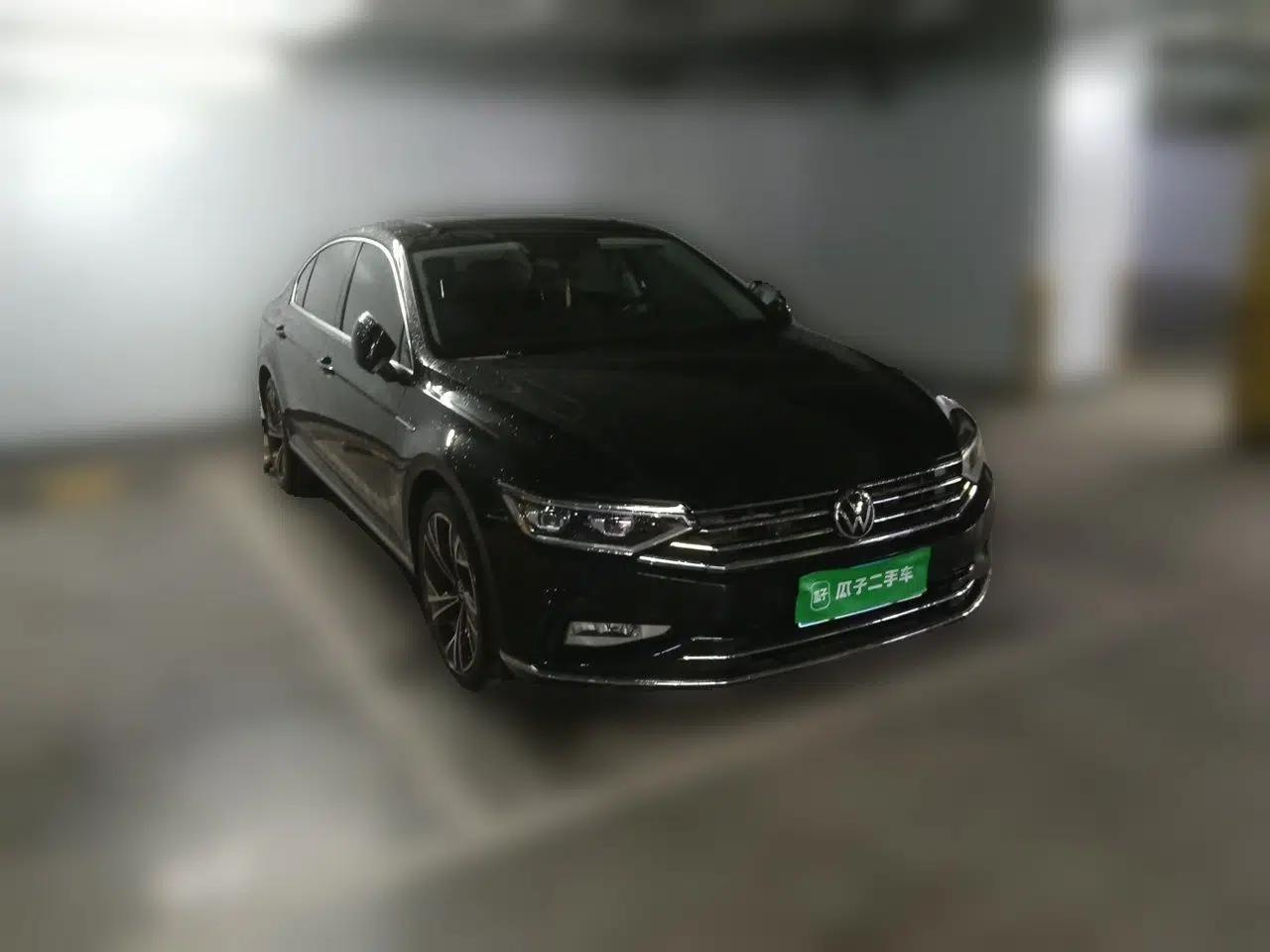 Volkswagen Magotan 2021 330TSI DSG 30th Anniversary Edition — миниатюра 3