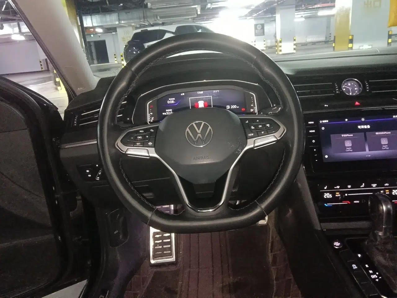 Volkswagen Magotan 2021 330TSI DSG 30th Anniversary Edition — миниатюра 9