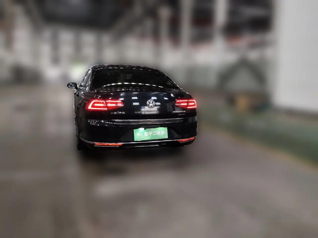 Volkswagen Magotan 2017 330TSI DSG Luxury Model — миниатюра 5