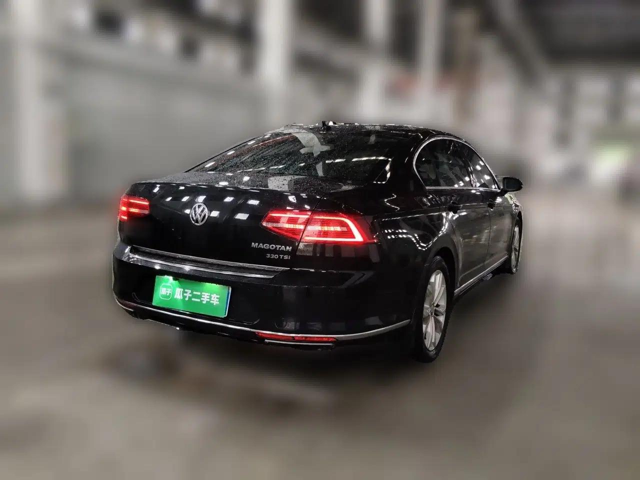 Volkswagen Magotan 2017 330TSI DSG Luxury Model — миниатюра 6