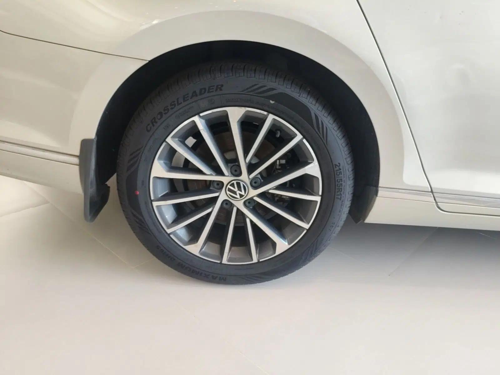 Volkswagen Magotan 2020 330TSI DSG Luxury Edition — миниатюра 11