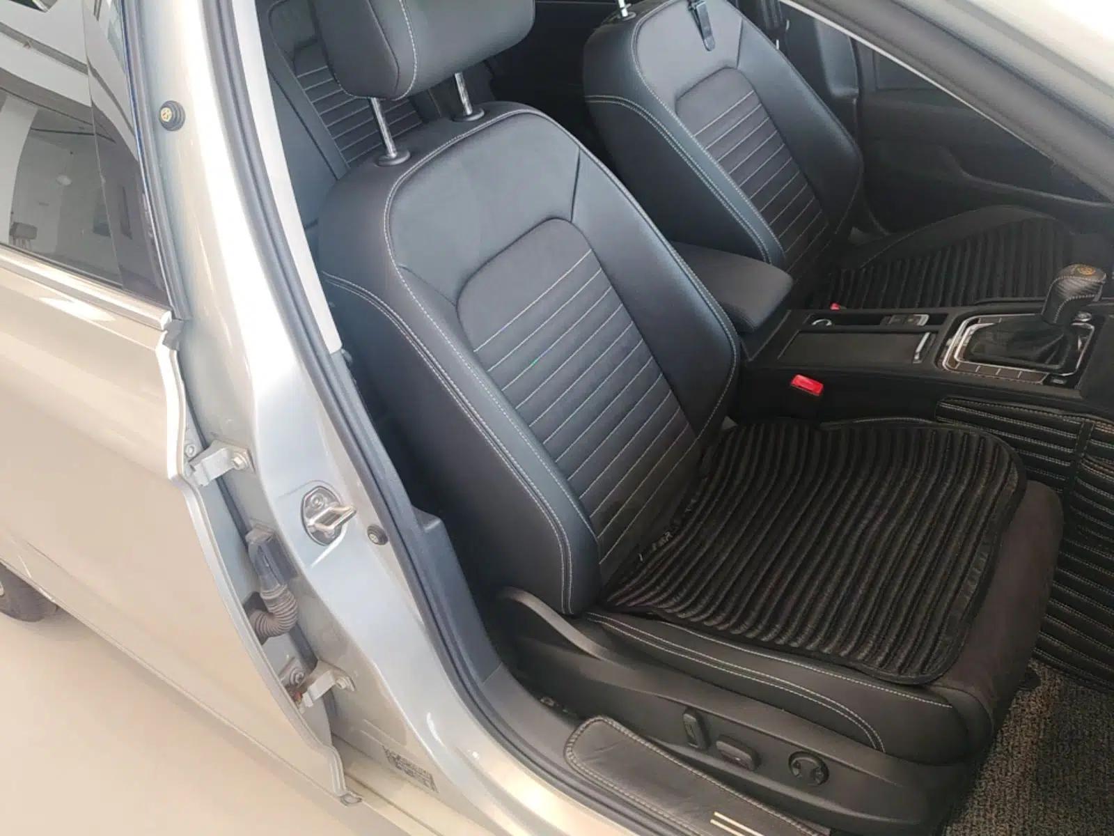 Volkswagen Magotan 2020 330TSI DSG Luxury Edition — миниатюра 19