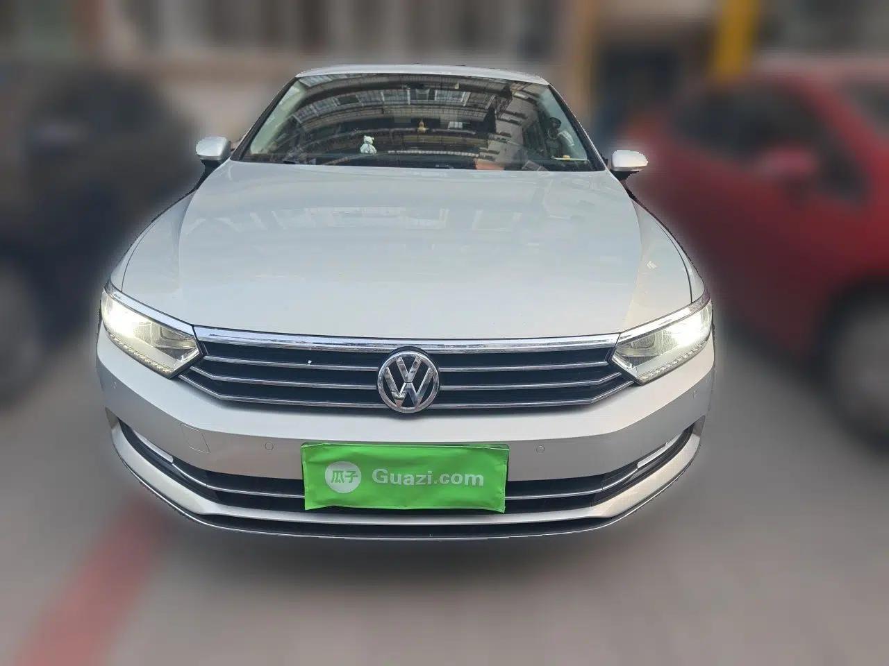 Volkswagen Magotan 2019 330TSI DSG Luxury Version China VI Standard — миниатюра 2
