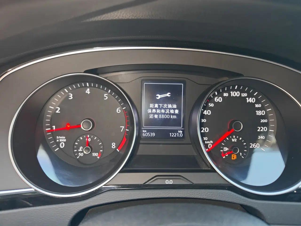 Volkswagen Magotan 2019 330TSI DSG Luxury Version China VI Standard — миниатюра 11