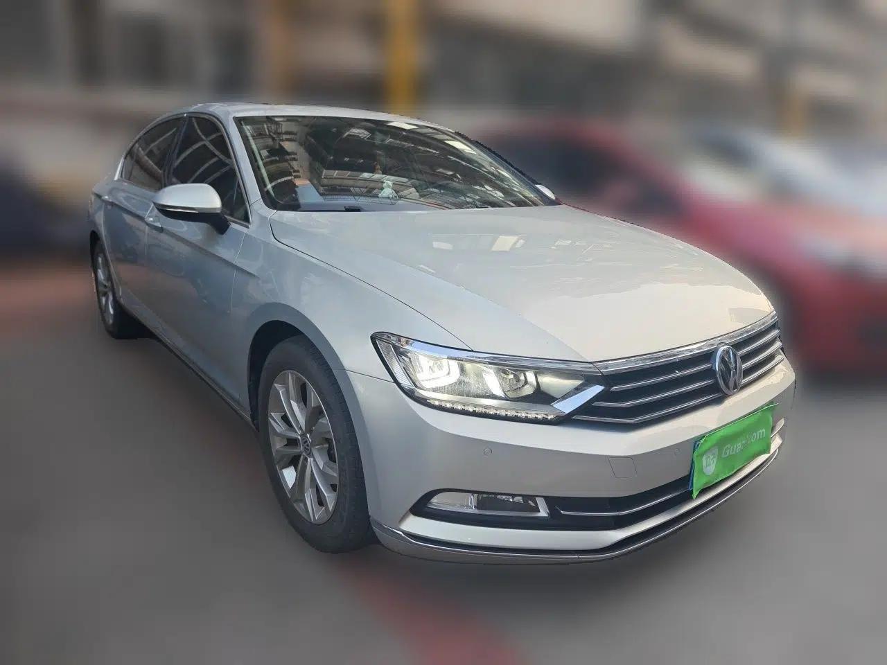 Volkswagen Magotan 2019 330TSI DSG Luxury Version China VI Standard — миниатюра 3