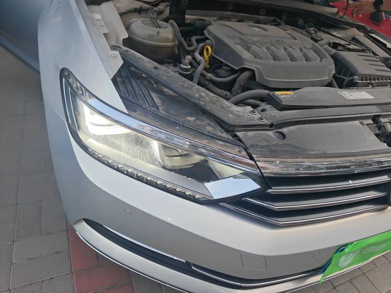 Volkswagen Magotan 2019 330TSI DSG Luxury Version China VI Standard — миниатюра 7