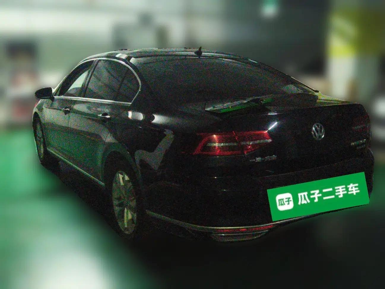 Volkswagen Magotan 2019 330TSI DSG Luxury Model China V Standard — миниатюра 3