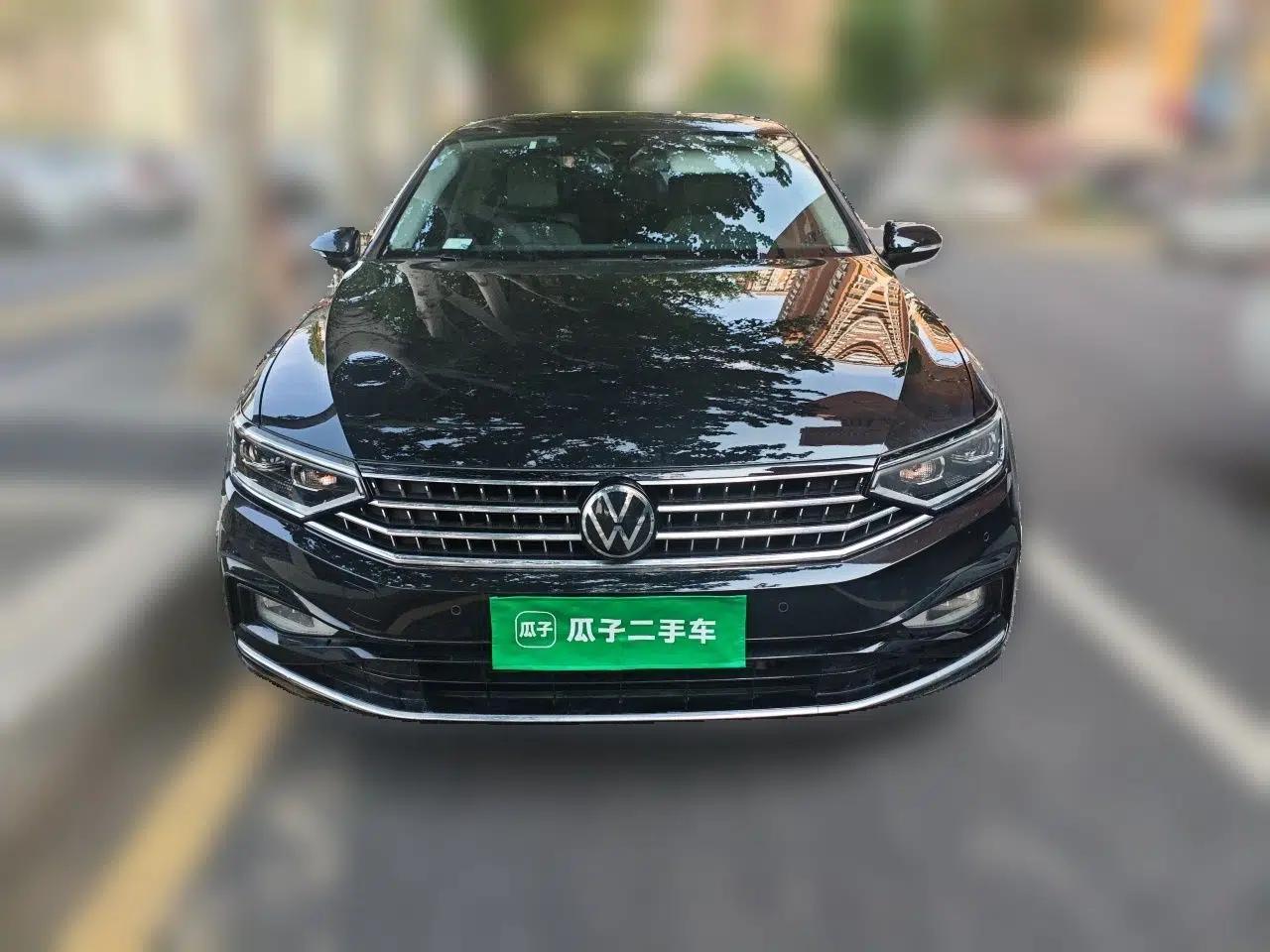 Volkswagen Magotan 2023 2 Million Units Commemorative Edition 330TSI DSG Luxury Version — миниатюра 2