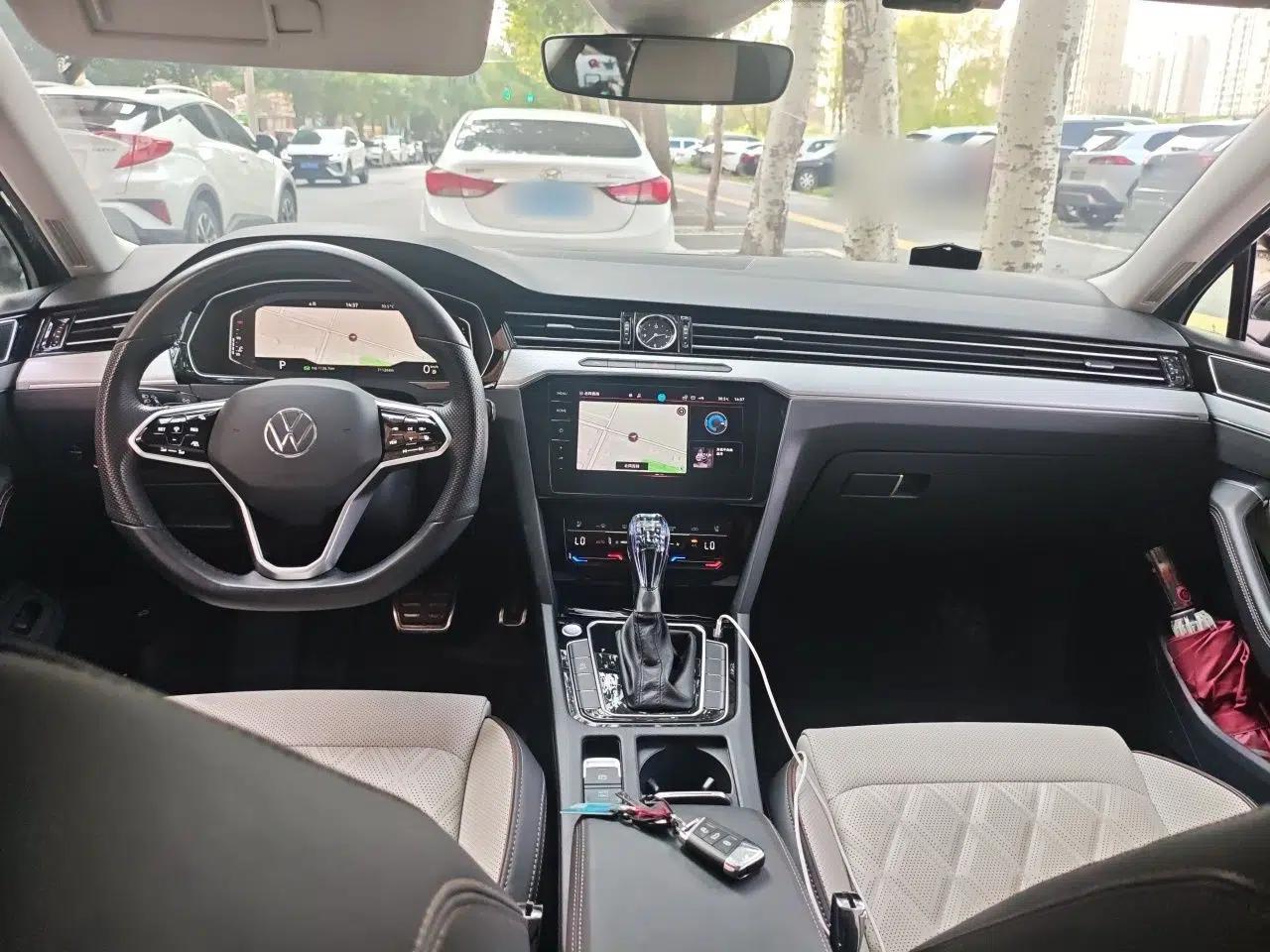 Volkswagen Magotan 2023 2 Million Units Commemorative Edition 330TSI DSG Luxury Version — миниатюра 9