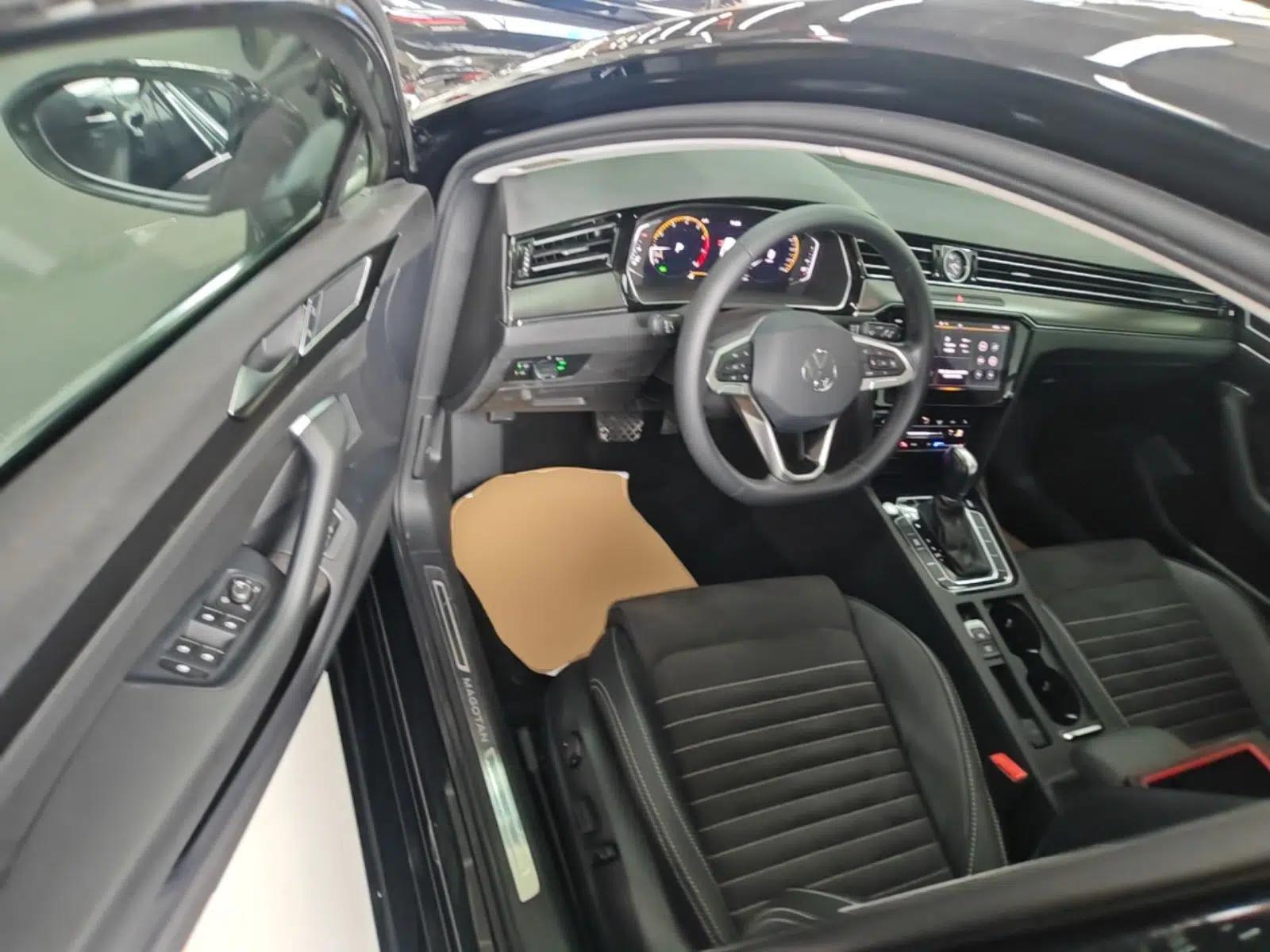 Volkswagen Magotan 2020 330TSI DSG Luxury Edition — миниатюра 18