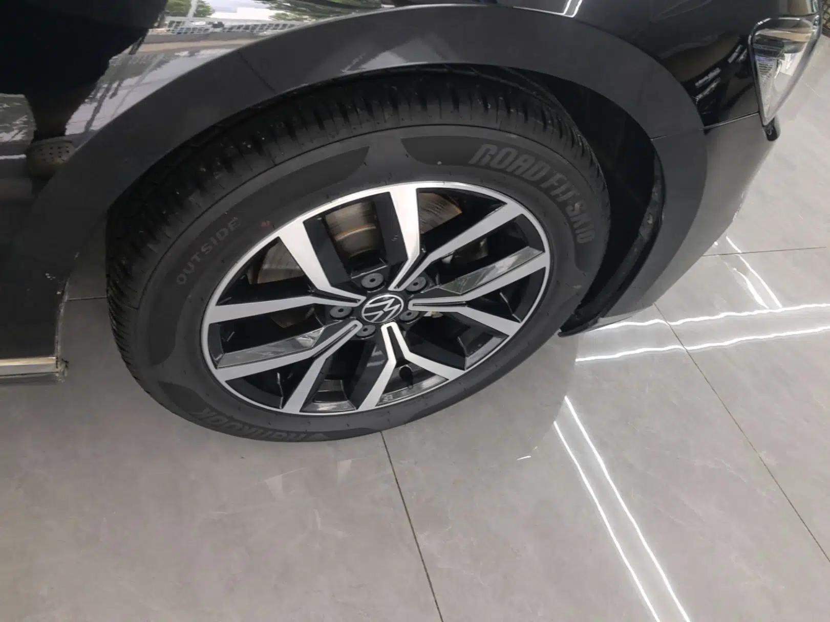 Volkswagen Magotan 2020 330TSI DSG Leading Model — миниатюра 11