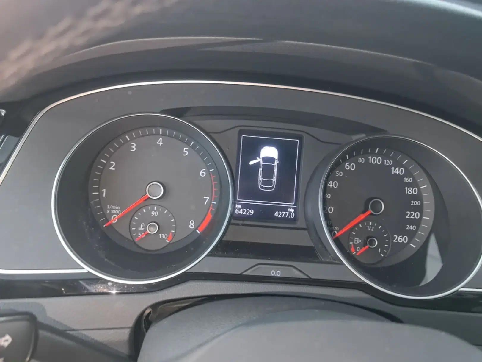 Volkswagen Magotan 2020 330TSI DSG Leading Model — миниатюра 14