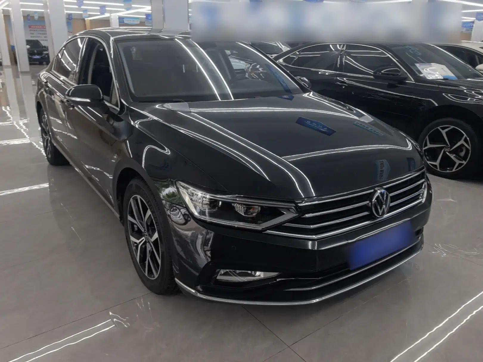 Volkswagen Magotan 2020 330TSI DSG Leading Model — миниатюра 3