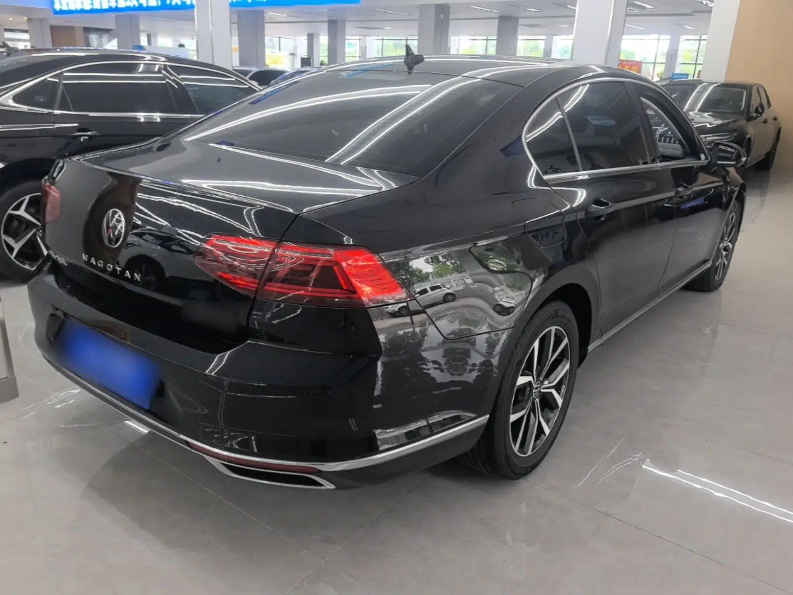 Volkswagen Magotan 2020 330TSI DSG Leading Model — миниатюра 6
