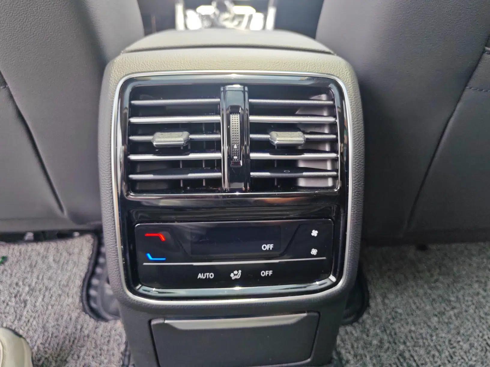 Volkswagen Magotan 2020 330TSI DSG Leading Model — миниатюра 15