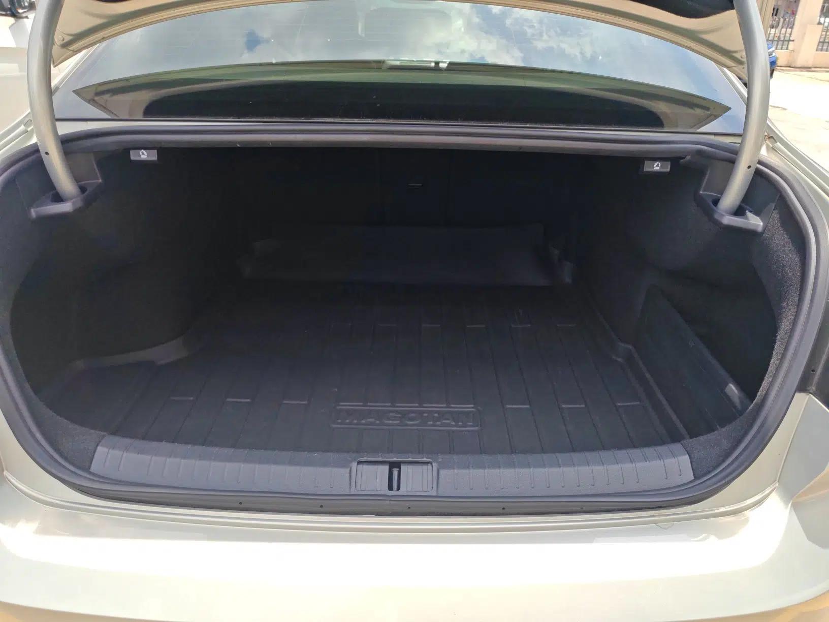 Volkswagen Magotan 2020 330TSI DSG Leading Model — миниатюра 18