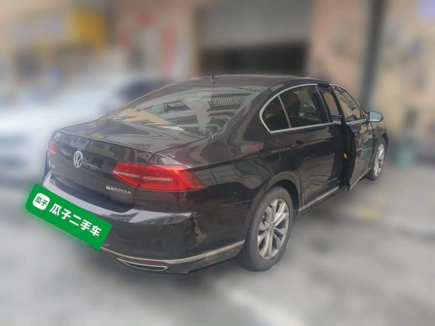 Volkswagen Magotan 2019 330TSI DSG Luxury Model China V Standard — миниатюра 6