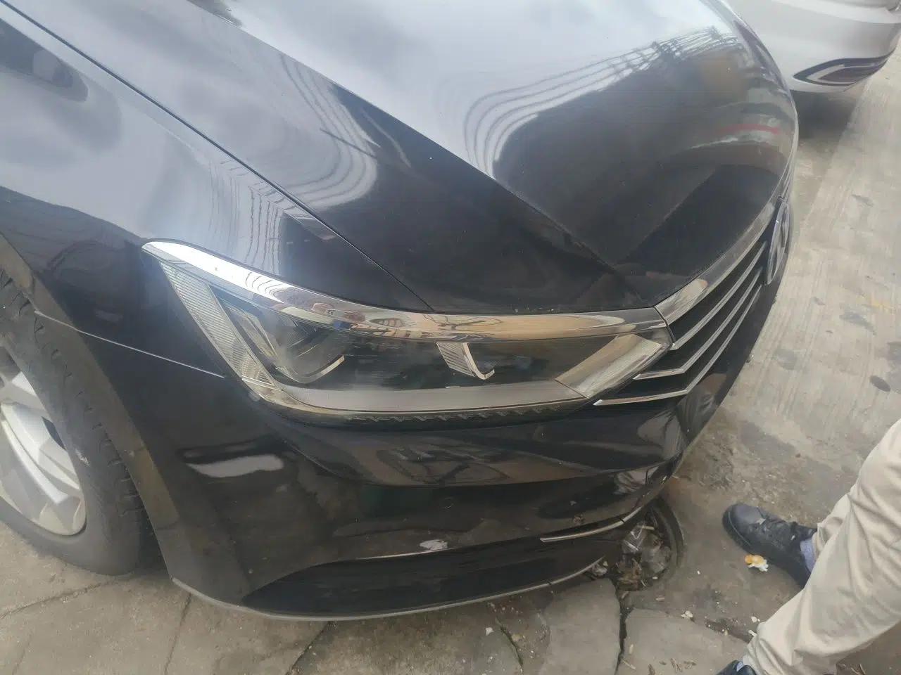 Volkswagen Magotan 2019 330TSI DSG Luxury Model China V Standard — миниатюра 7