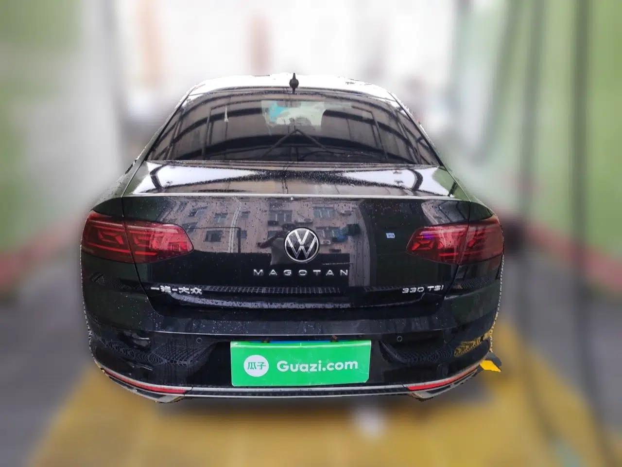Volkswagen Magotan 2023 2 Million Units Commemorative Edition 330TSI DSG Luxury Version — миниатюра 5