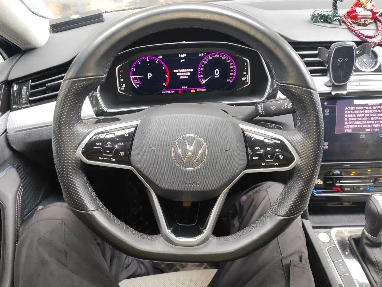 Volkswagen Magotan 2023 2 Million Units Commemorative Edition 330TSI DSG Luxury Version — миниатюра 10