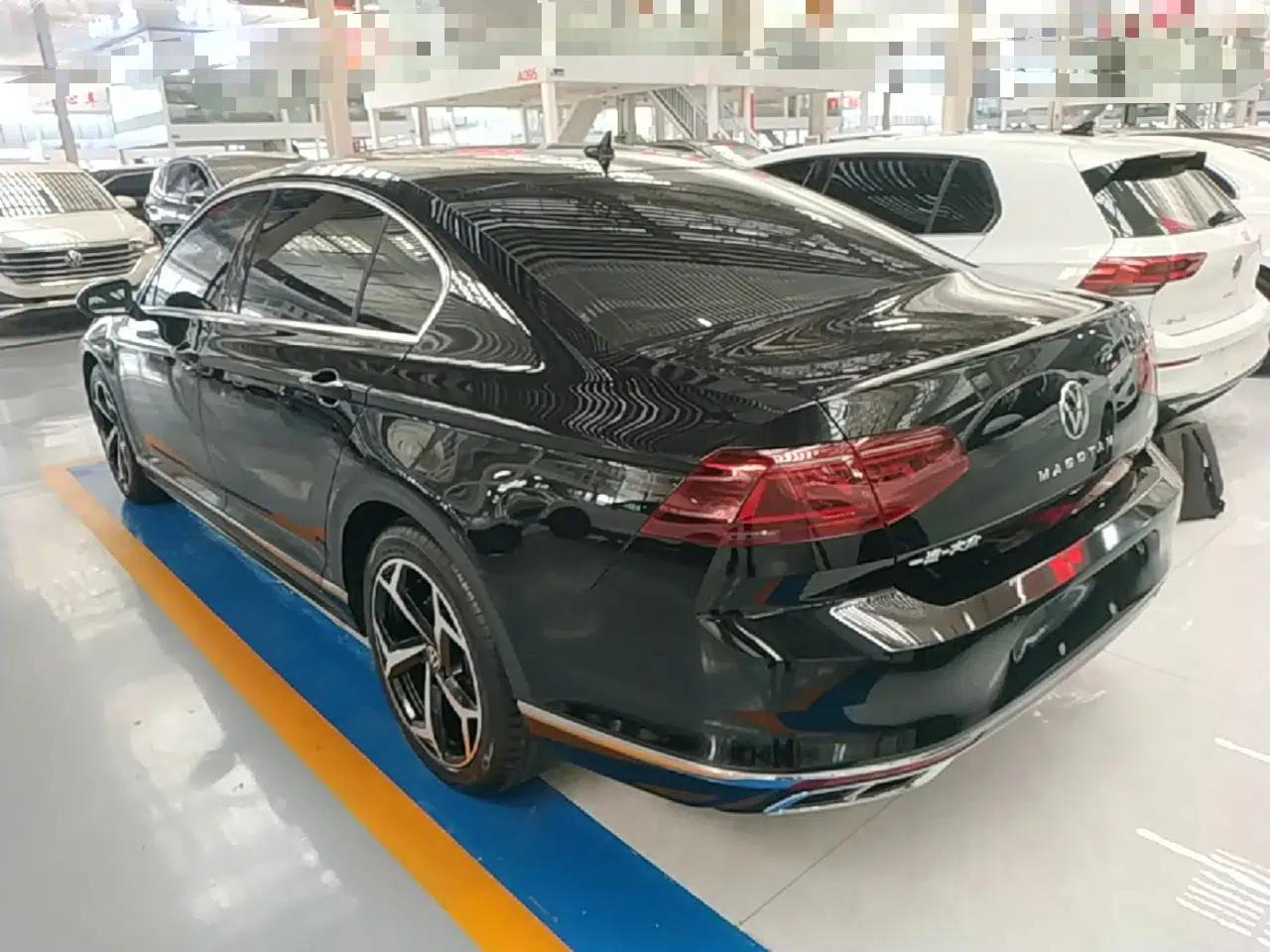Volkswagen Magotan 2023 2 Million Units Limited Edition 330TSI DSG Leading Version — миниатюра 4