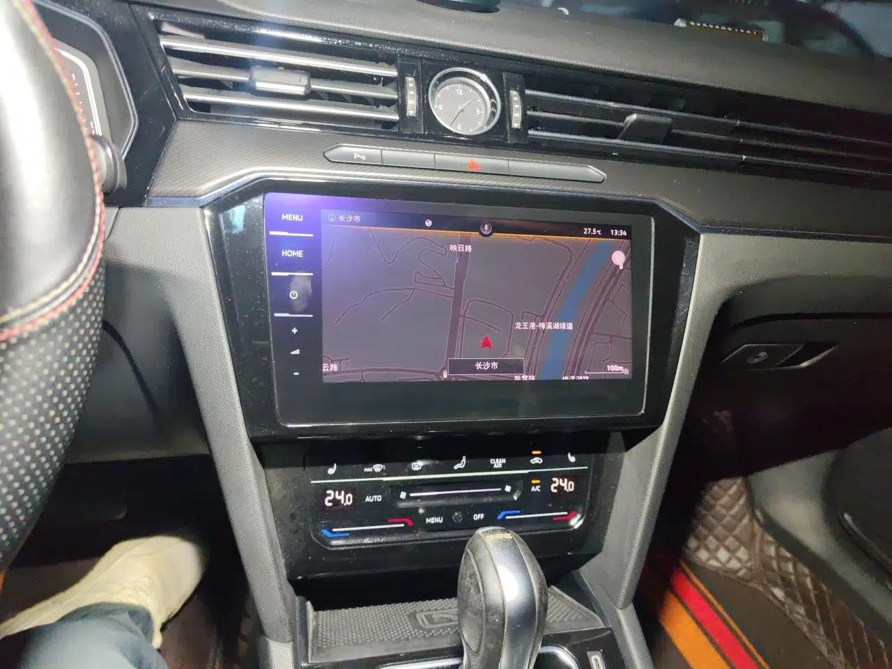 Volkswagen Magotan 2021 330TSI DSG 30th Anniversary Edition — миниатюра 17