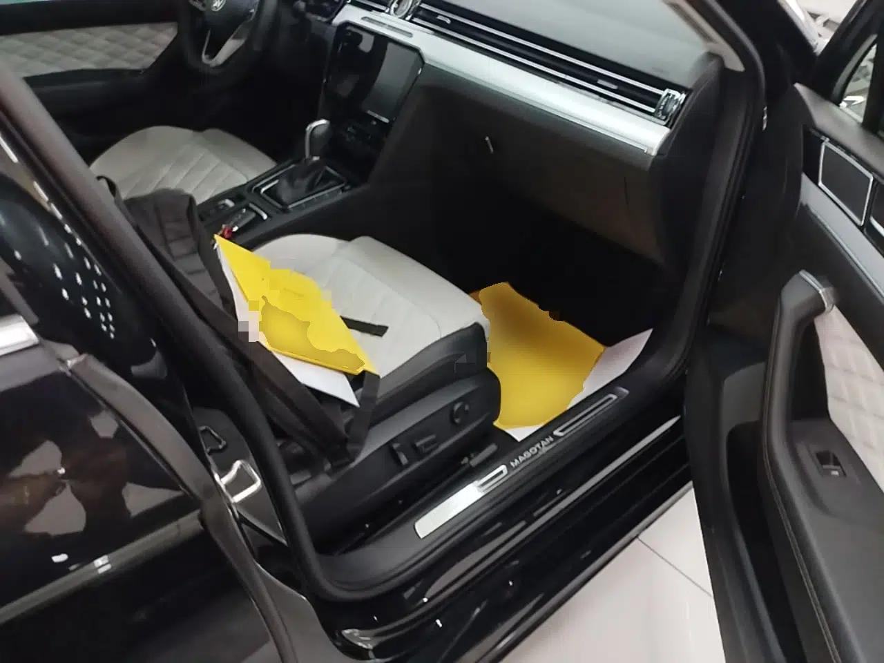 Volkswagen Magotan 2025 Zhongxiang Version 330TSI DSG Luxury Edition — миниатюра 19