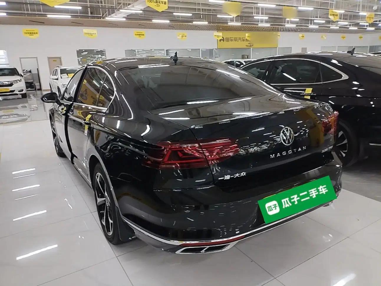 Volkswagen Magotan 2025 Zhongxiang Version 330TSI DSG Luxury Edition — миниатюра 4