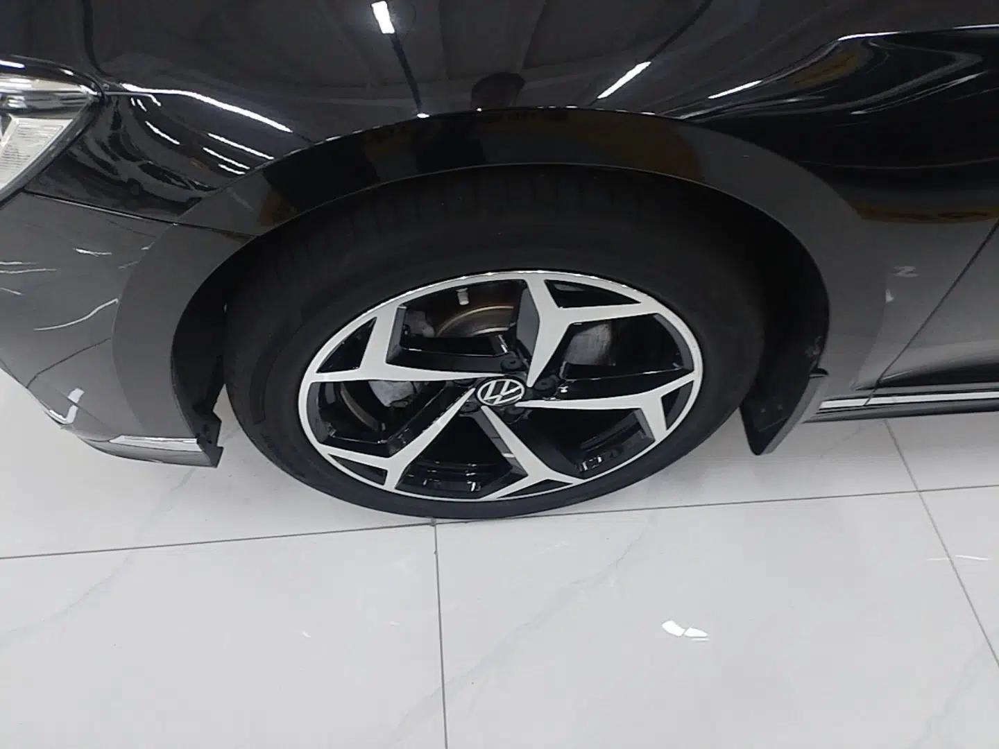 Volkswagen Magotan 2025 Zhongxiang Version 330TSI DSG Luxury Edition — миниатюра 10